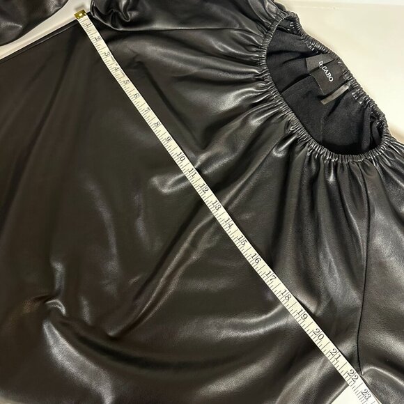 Dolce Cabo Faux Leather Top - Picture 10 of 11